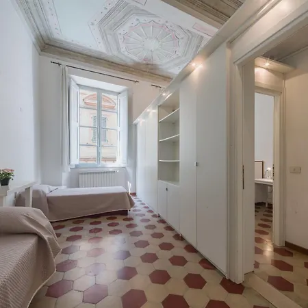 Galleria By Interhome * Camaiore